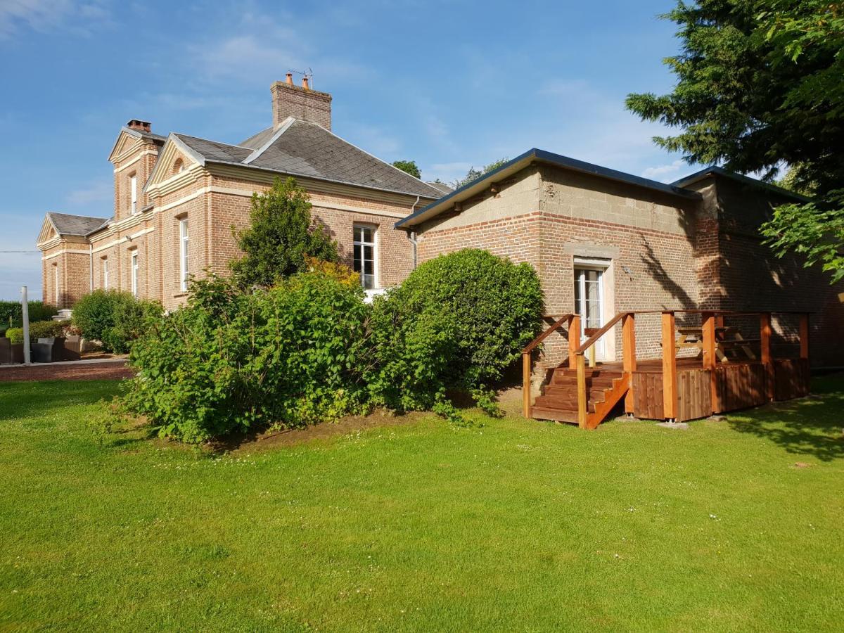 Chateau Des Lumieres Gite Et Gite Insolite Saint-Blimont المظهر الخارجي الصورة